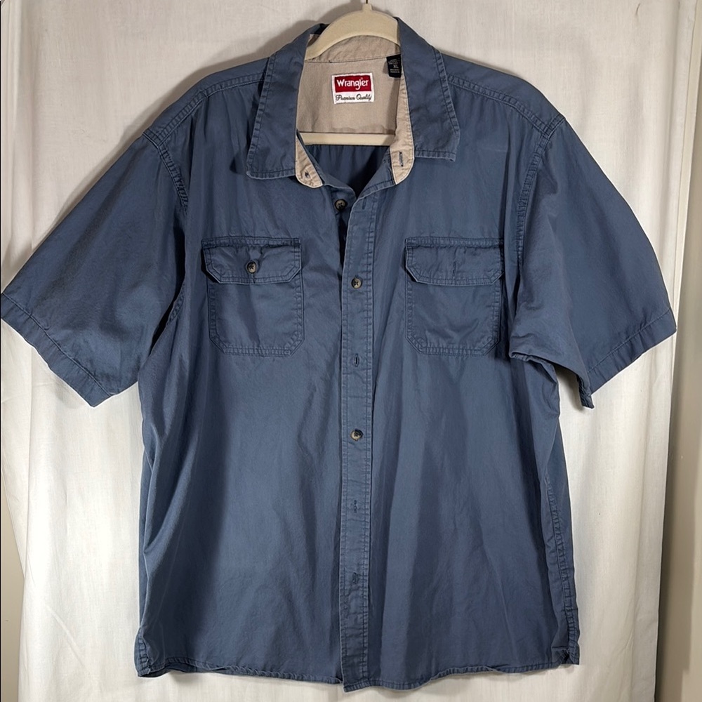 Wrangler Men's Blue Short Sleeve Shirt